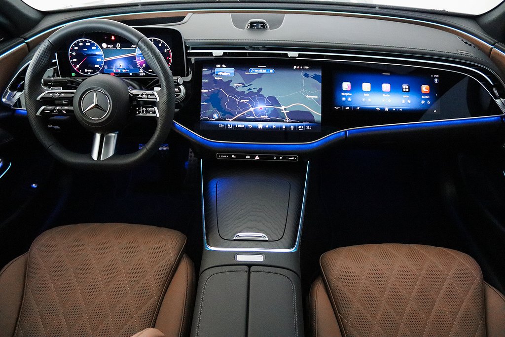 Mercedes-Benz E 200 AMG Burmester4D Pano Superscreen MOMS