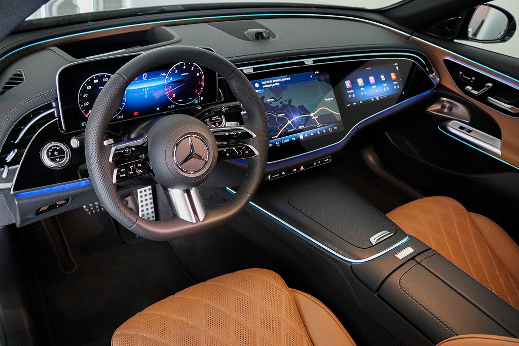 Mercedes-Benz E 200 AMG Burmester4D Pano Superscreen MOMS