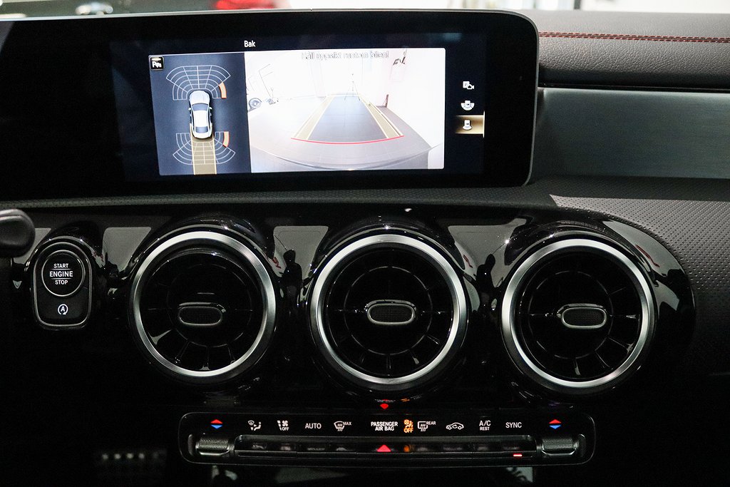 Mercedes-Benz CLA 180 AMG Sport Panorama Widescreen Navi