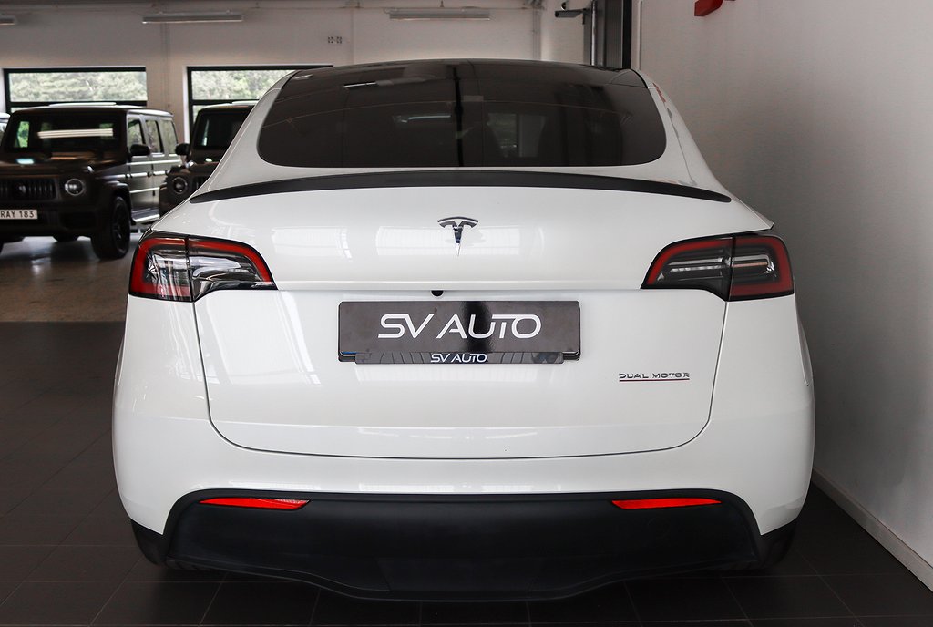 Tesla Model Y Performance Dual Motor AWD Autopilot Pano MOMS