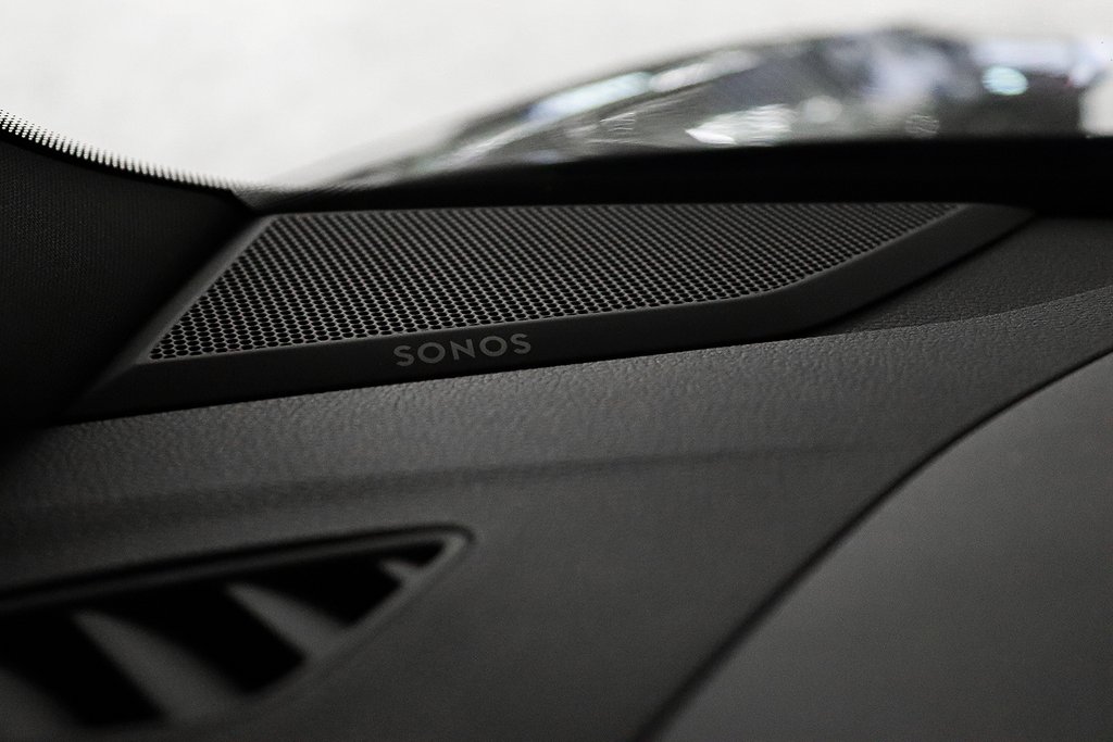 Audi RSQ3 Sportback 10 Year Edition Kolfiber Sonos (MOMSBIL)