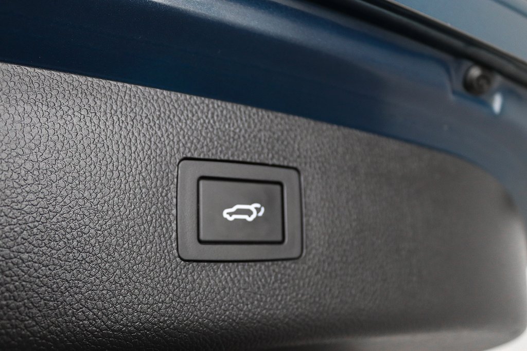 Hyundai i40cw 1.7 CRDi Premium Pano Navi Kamera 136hk Nyservad