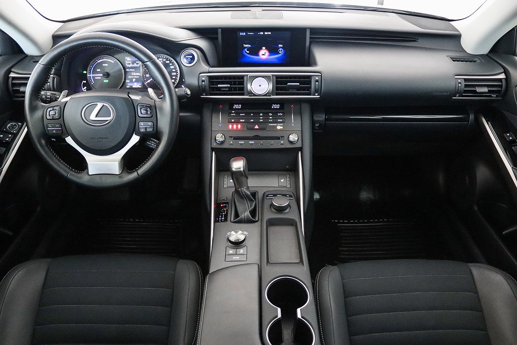 Lexus IS 300h 2.5 CVT Executive Backkamera Rattvärme 223hk