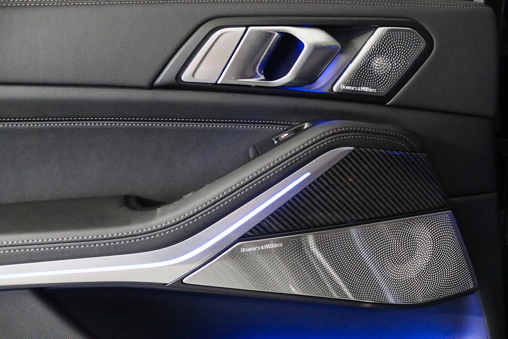 BMW X5 xDrive40i M Sport Carbon Sky Lounge B&W Travel (MOMS)